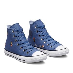 Converse High Top Sneakers in Blue with White Toe